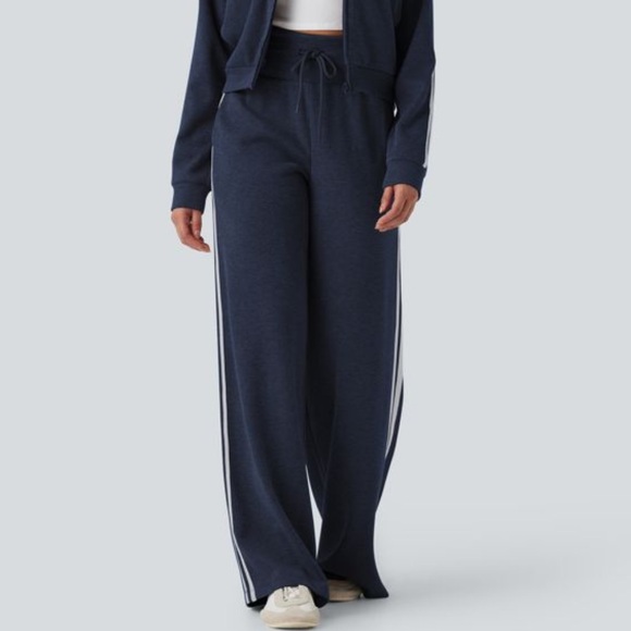HALARA Pants - NWOT Halara ribbed high waisted wide leg lounge pants size large navy